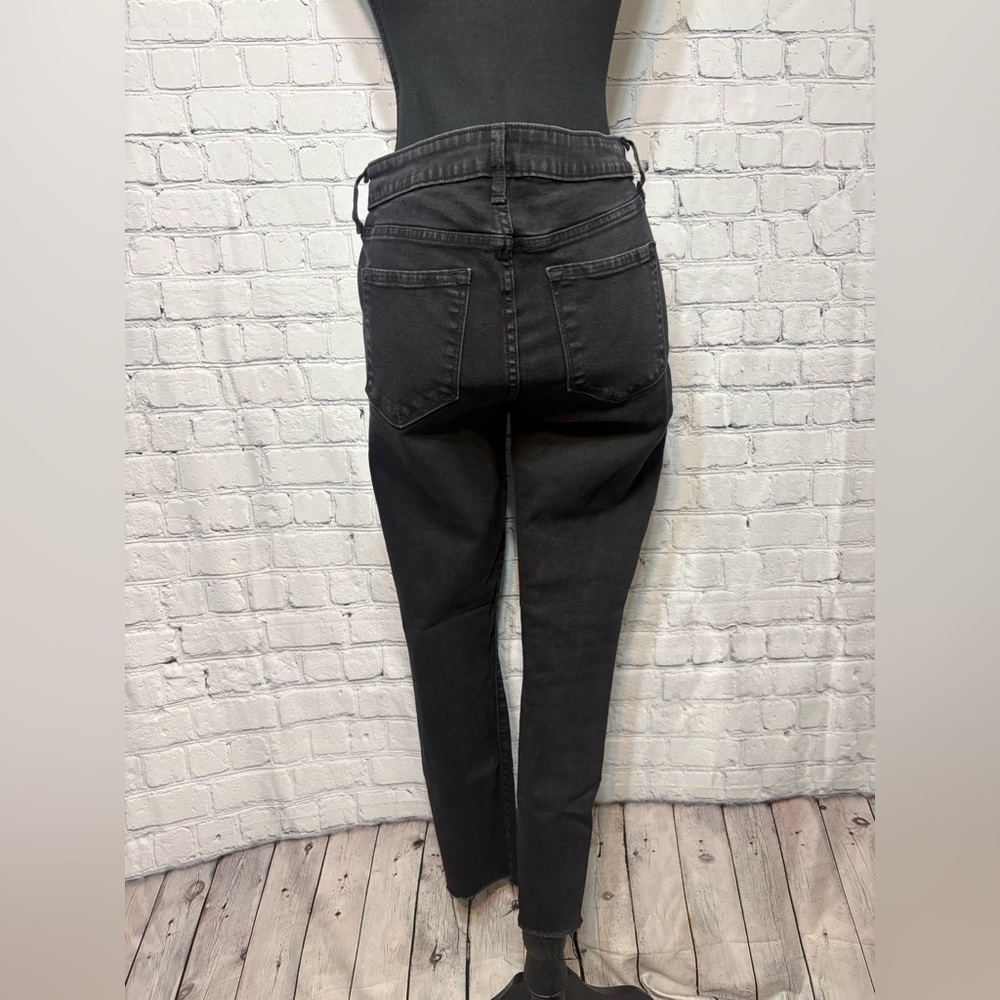 Old Navy Women's Dark Gray Straight Leg Jeans
